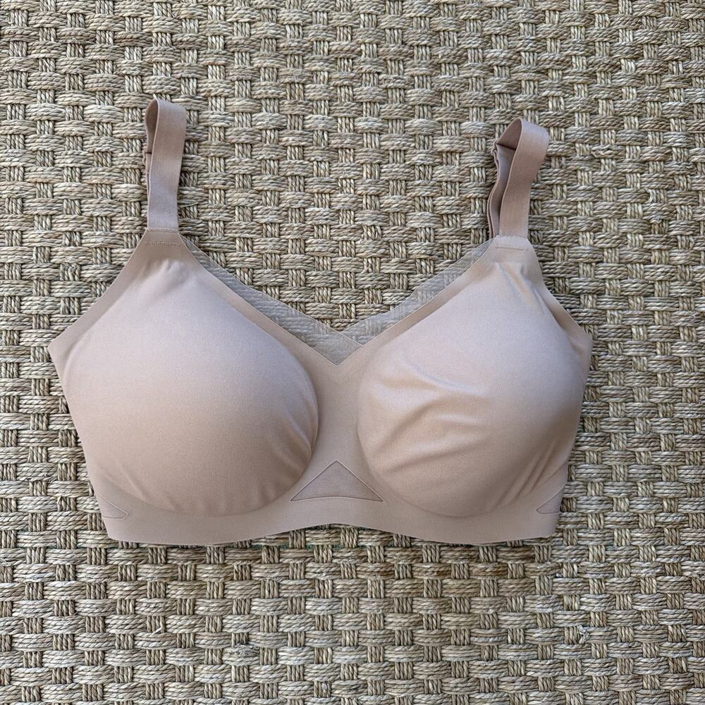 NWOT Honeylove Liftwear Crossover Bra Neutral Shade Women’s Size 34DDD (F)/G
